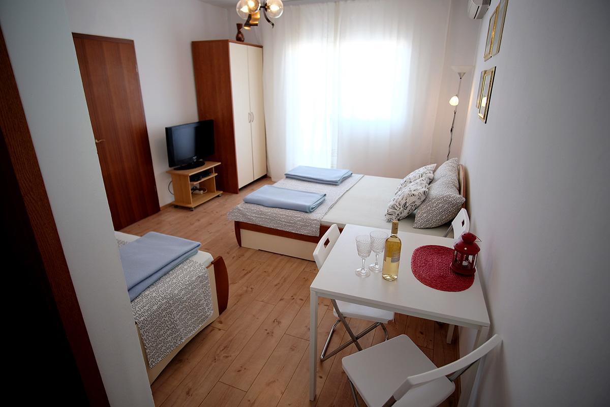 Studio Apartments Shanti Zadar Rum bild